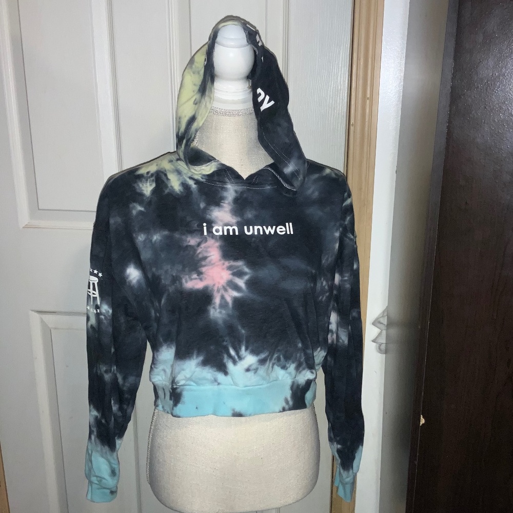 Barstool Sports Call Her Daddy I am Unwell Crop Hoodie Sweatshirt Tie Dye MEDIUM - Picture 1 of 4